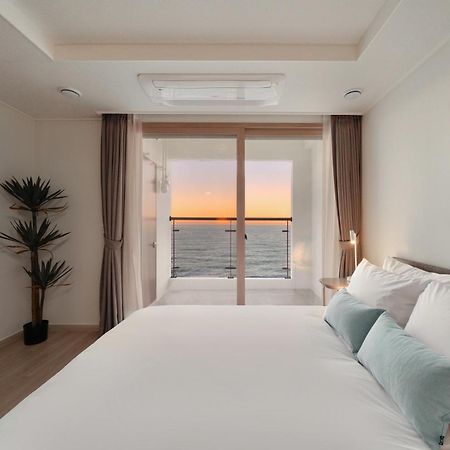 Urbanstay Sokcho Deungdae Beach Εξωτερικό φωτογραφία